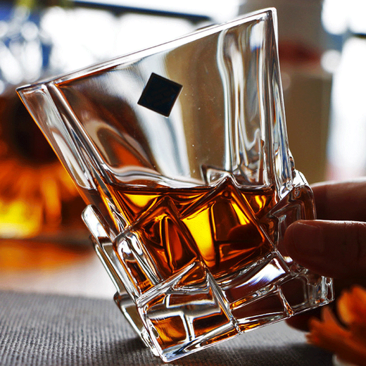 BOHEMIA imported from the Czech Republic BOHEMIA crystal glass whiskey spirit cup foreign wine cup juice cup creative beer cup iceberg style originally imported from the Czech Republic