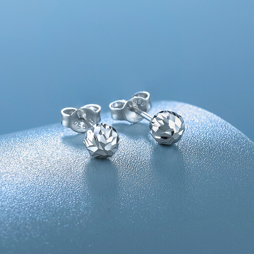 ZLF (ZLF) PT950 platinum stud earrings for women, platinum car flower sparkling round bead earrings 1.42g