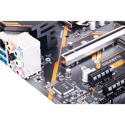 GIGABYTE Xiaodiao B365MAORUSELITE motherboard supports WIN7 and 9400F (IntelB365/LGA1151)