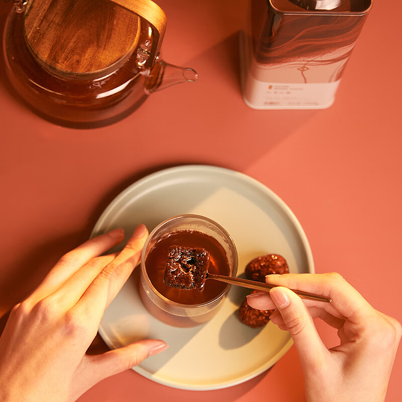 Wang Jinji Handmade Old Brown Sugar Yunnan Native Brown Sugar Block Maternal Confinement Red Date Flavor 220g/can Can be used as Brown Sugar Brown Sugar Ginger Tea