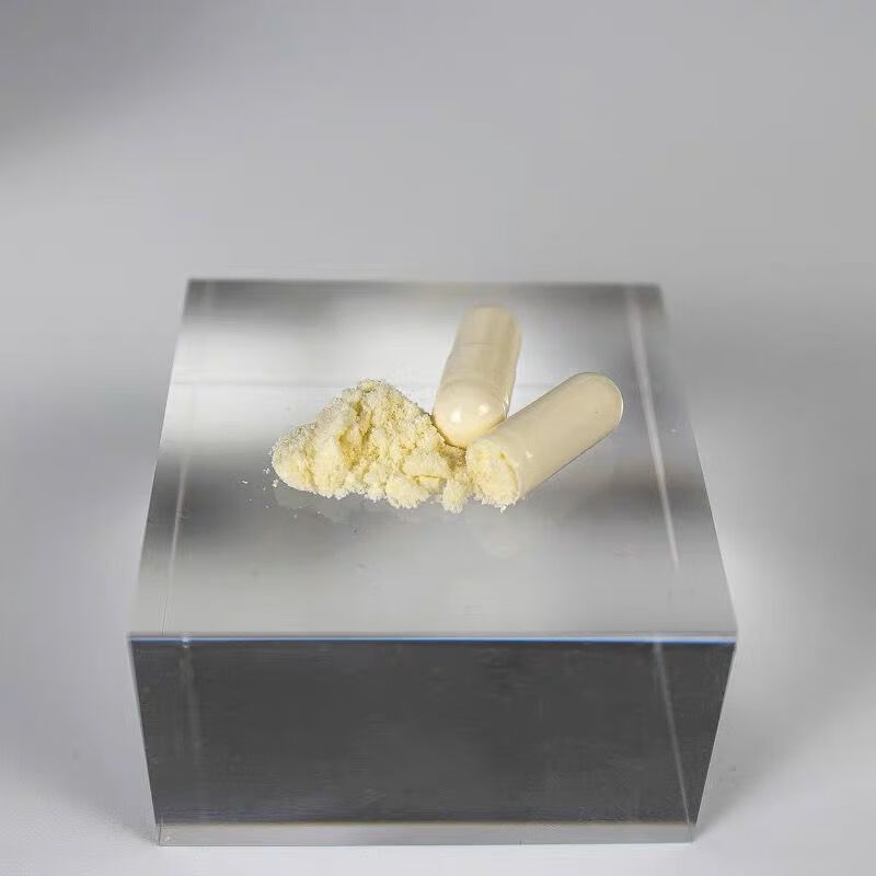 Correction of bovine colostrum freeze-dried powder capsules, correction of bovine colostrum for middle-aged and elderly people to enhance immunity, globulin nutritional health care products, 60 capsules * 1 box