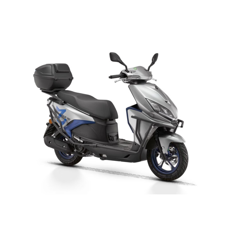 Qianjiang Jin 150 scooter fuel motorcycle, fuel-saving commuting, bumper + tail box, front and rear CBS, new silver gray