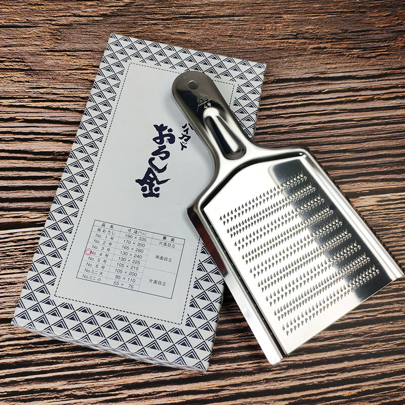 Sakai Fudo Japan imported wasabi grinding board ginger minced garlic grinder yam mashed potato baby food supplement grinding board stainless steel manual ginger juice radish puree grinder Tsubame Sanjo No. 4 double-sided grinder 130*225mm