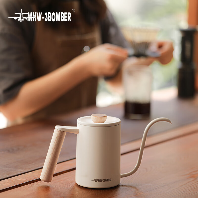 MHW-3BOMBER bomber coffee hand brewing pot, solid wood handle, stainless steel narrow mouth pot, planet hand brewing coffee pot, planet hand brewing coffee pot - matte black - 400ml