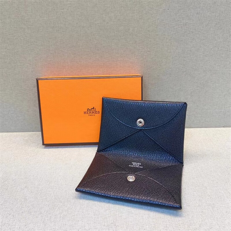 Second-hand 99 new unused full set of Hermes Hermes light blue card holder folding women's wallet card holder 99 new Hermes Calvi card holder black D-engraved