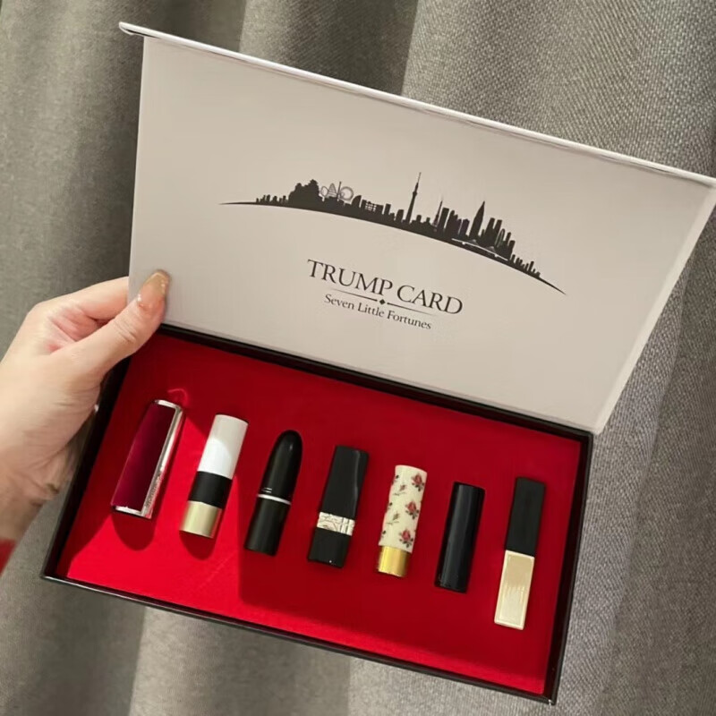 D&F Austrian Version Seven Samples of Lipstick, Perfume, Makeup Gift Box, Chinese Valentine's Day, Birthday Gift for Girlfriend, Best Friend, Love at First Sight 12-piece Set, Delivery Handbag