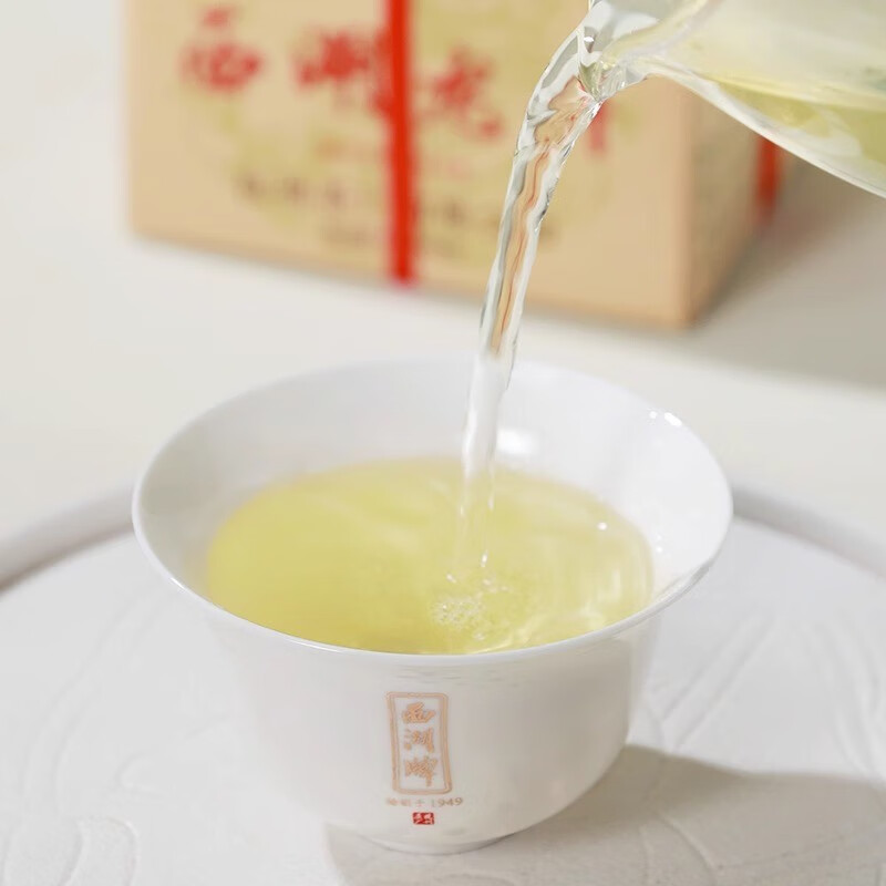 West Lake brand 2025 new tea launched Mingqian special grade old tea tree West Lake Longjing 250g paper bag spring tea Hangzhou Tea Factory