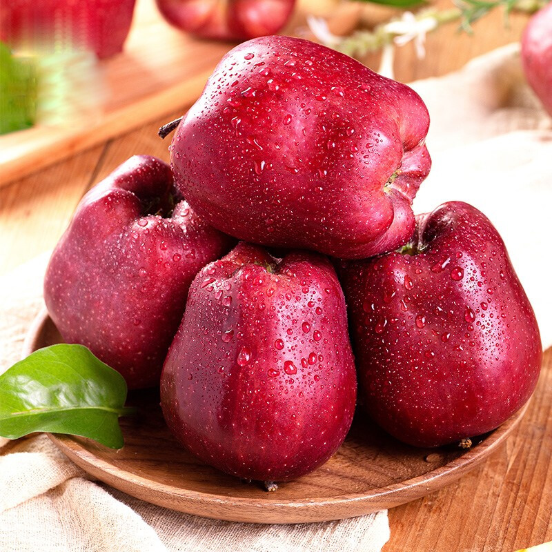 Jingxiansheng Gansu Tianshui Huaniu Apple, big and red, 4 pieces, more than 200g per fruit, fresh fruit
