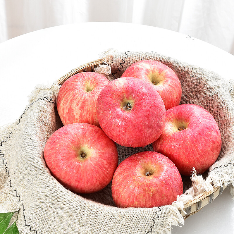 Jingdida Yantai Apple Red Fuji 18 pieces 9 catties large fruit 80mm + fruit crispy sweet fresh fruit direct delivery from the source free shipping