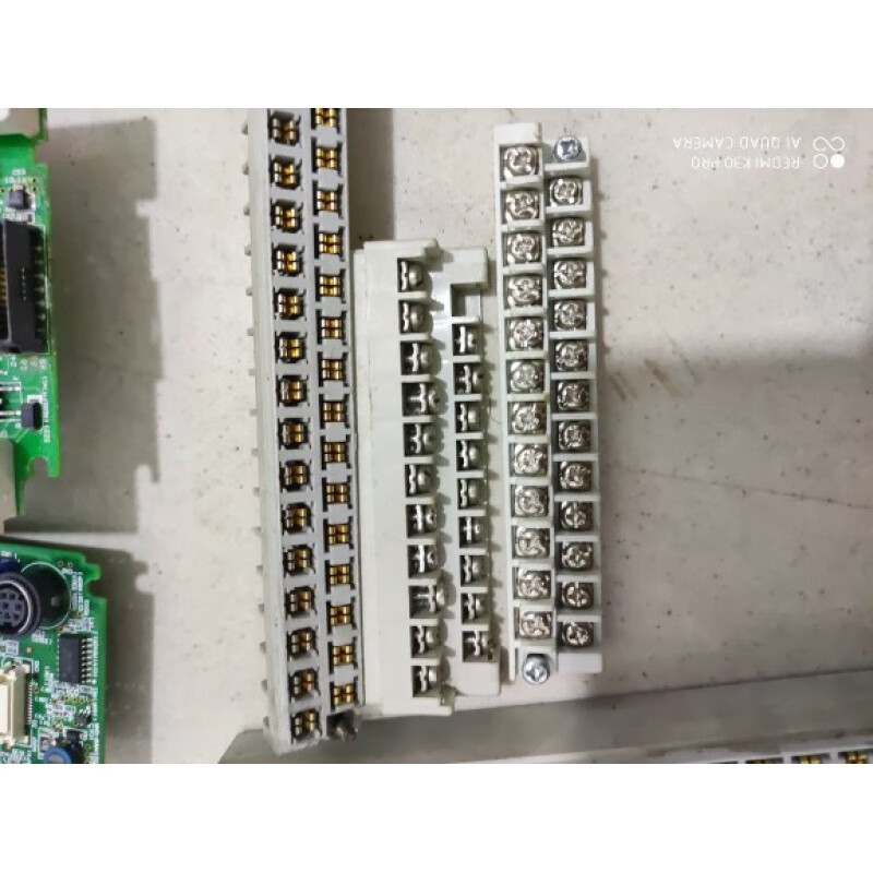 Mitsubishi PLC terminal FX1N FX3GA-40 60 FX2NFX3U-32 48 64 80 128MR FX1N-40 wiring strip (one piece)