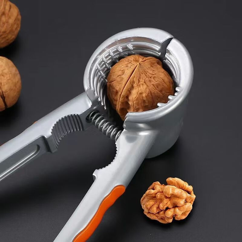 Qiashuo walnut clip pecan tool household multi-functional nut artifact hazelnut pliers thickened strong silver handle four-port walnut clip 1 pack