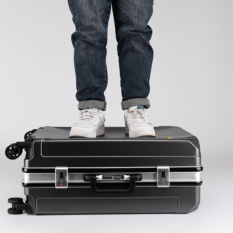 Luke suitcase boarding case thickened aluminum frame high-looking women's suitcase large capacity men's trolley case password suitcase titanium gray thickened aluminum frame can sit + charging port 20 inches standard free checked boarding case