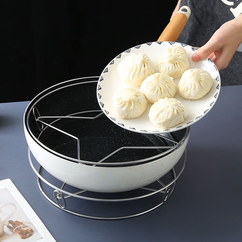 Thickened stainless steel pot rack, household kitchen storage rack, multi-functional steaming rack, insulated pot pad and lid artifact, stainless steel color 1 piece 20cm*20cm*4.5cm