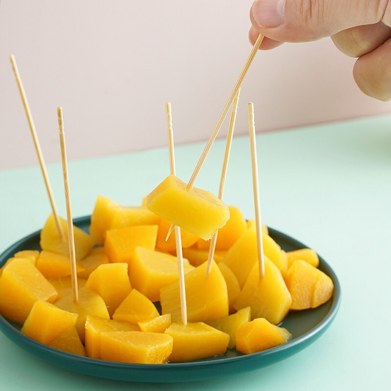 Xinghengmeng Disposable Bamboo Toothpicks for Household Fruit Picks Kraft Paper Individually Packaged 1000 Moso Bamboo Double-Headed Toothpick Sticks One Box (About 500 Packs, Total 1000 Sticks)