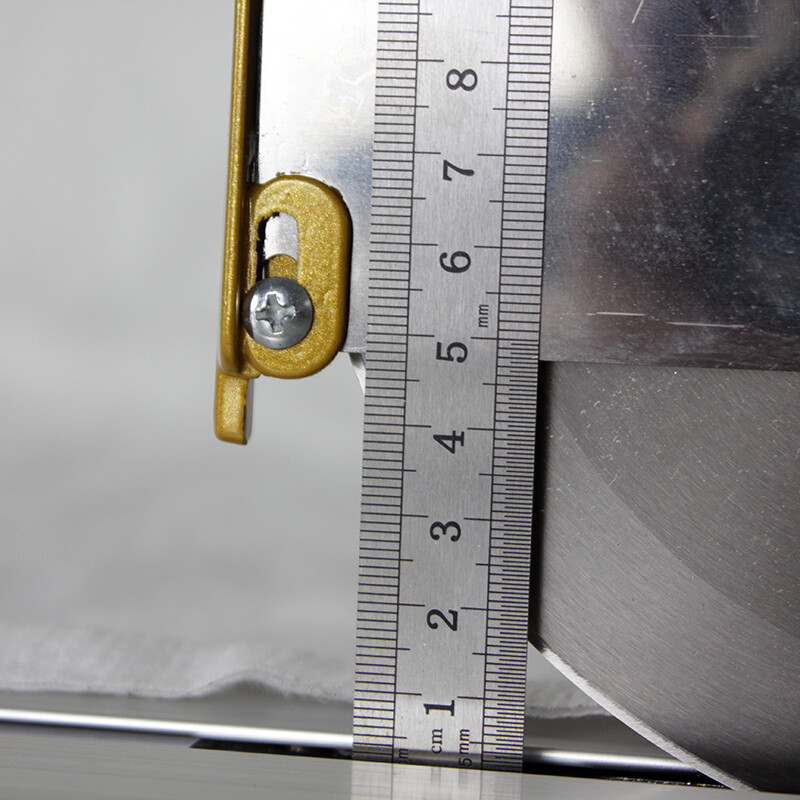 Junjiu cloth cutting machine 168 large knife thick material sponge cloth cutting cloth saving full set of orbital cutting bed electric shear cutting machine cutting machine 168 single head plus wire