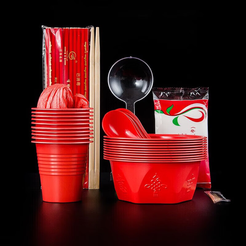 Shen Fu disposable tableware set for banquets, household environmentally friendly thickened cups and saucers, wedding banquet red plastic meal, red spoons individually packed 50 pieces