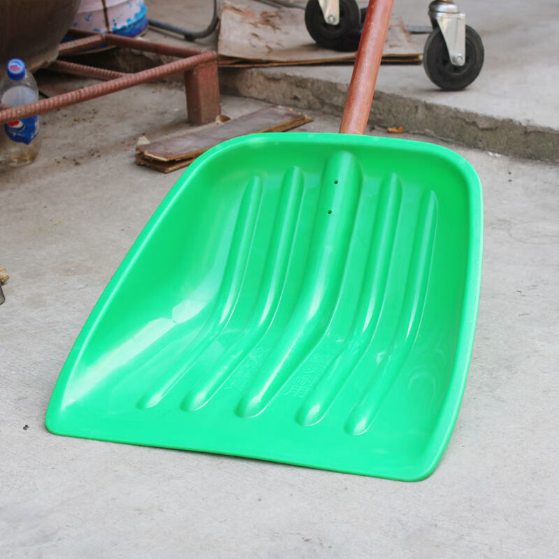 Plastic shovel, tempered plastic shovel, thickened plastic shovel head, snow shovel, rubber shovel, large wooden shovel, large agricultural shovel, No. 1 plastic snow shovel, random color