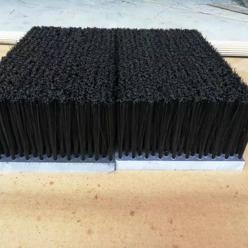 PVC industrial brush strip dust-proof nylon plastic brush industrial long and short hair soft and hard bristle strip brush row brush 100*30*15*30 three rows of hair