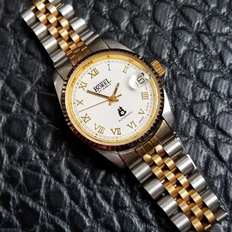 ErnestBorel professional watch repair, ErnestBorel watch delivery and maintenance, battery replacement, watch mirror replacement, battery replacement, please contact customer service for the actual cost.