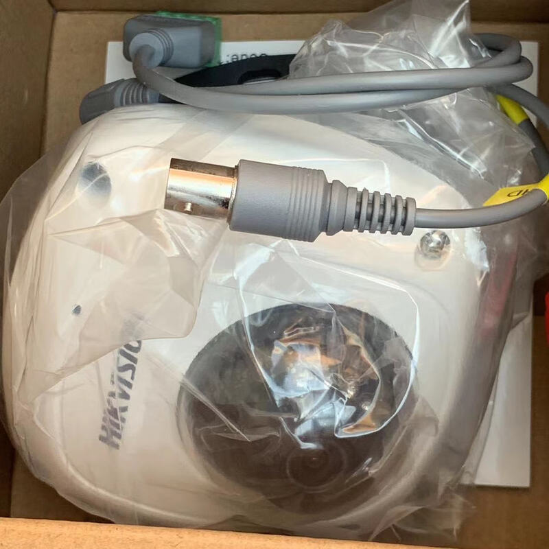 Hikvision 2 million coaxial elevator dedicated hemispheric 700 line analog camera DS-2CS54D1T-IRS 28mm