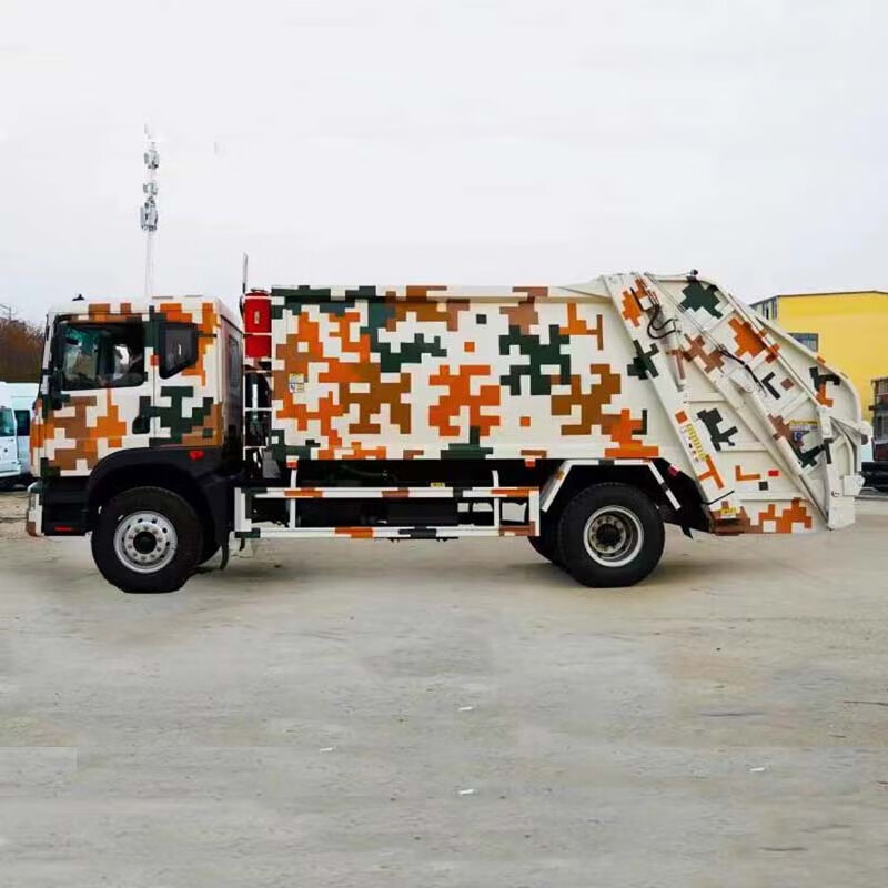 Zhongxiangyun 12 cubic compressed garbage truck Dongfeng Dolica camp area compressed garbage transfer truck property community garbage collection truck camouflage color Dolica D9 compressed garbage truck