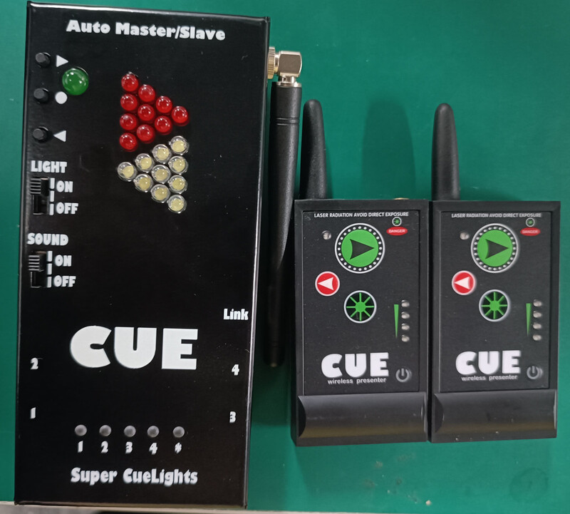 High-end PPT page turner QL Super Cuelight one-to-four CUE page turner long-distance anti-interference standard model 2 send 1 receive 1 drag 4