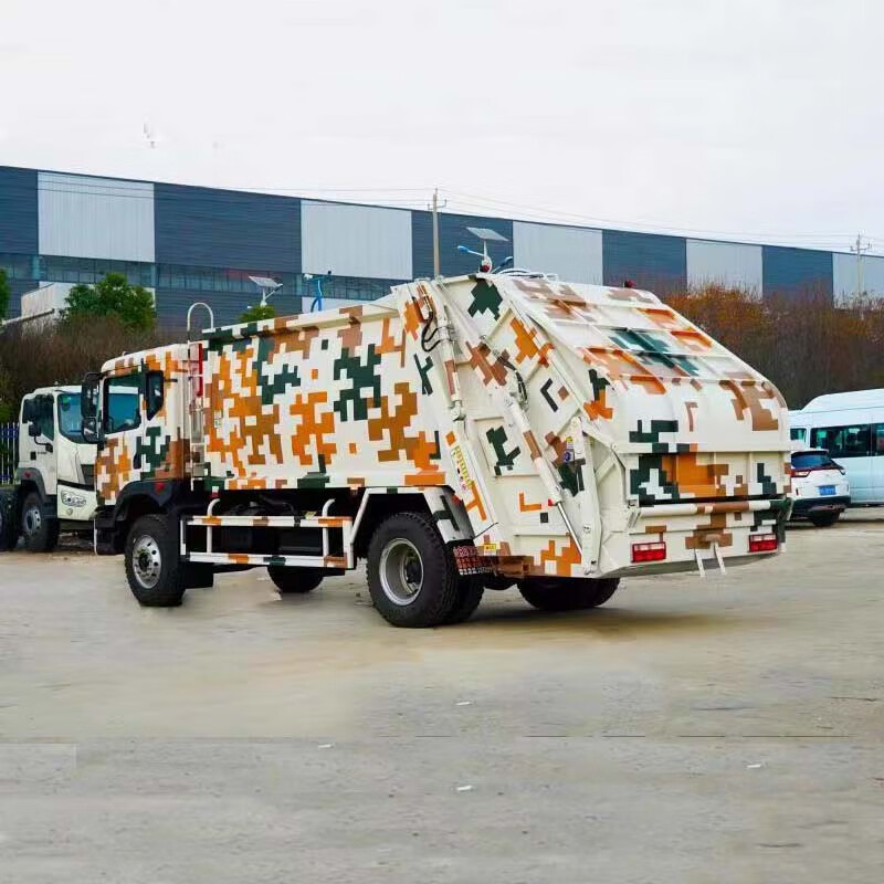 Zhongxiangyun 12 cubic compressed garbage truck Dongfeng Dolica camp area compressed garbage transfer truck property community garbage collection truck camouflage color Dolica D9 compressed garbage truck