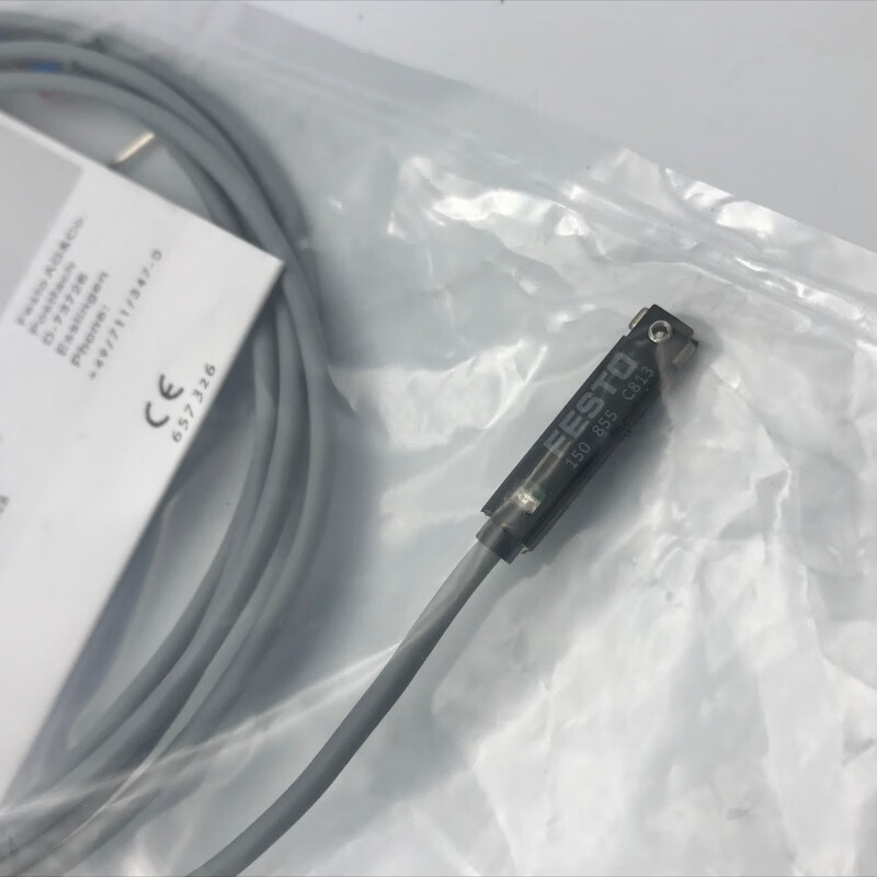 FESTO Festo cylinder magnetic switch SME-8M-DS-24V-K-2.5-OE 543862 54387 543872 two lines