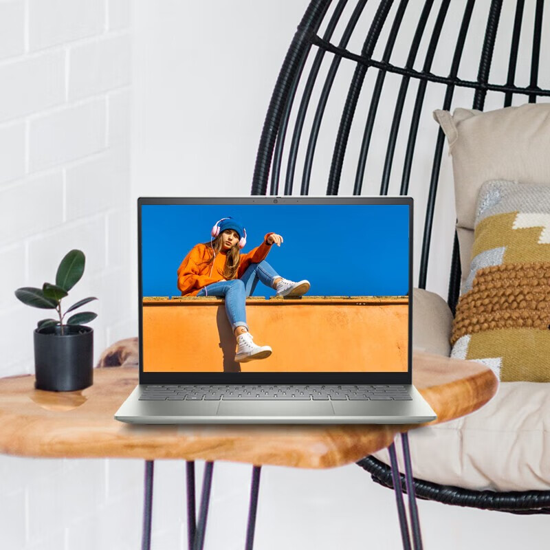 Dell DELL second-hand laptop Inspiron 14/15.6-inch thin and light notebook Programming design graphics business office notebook independent display 9 new i5-6200 8G+512G solid state independent display 16 models