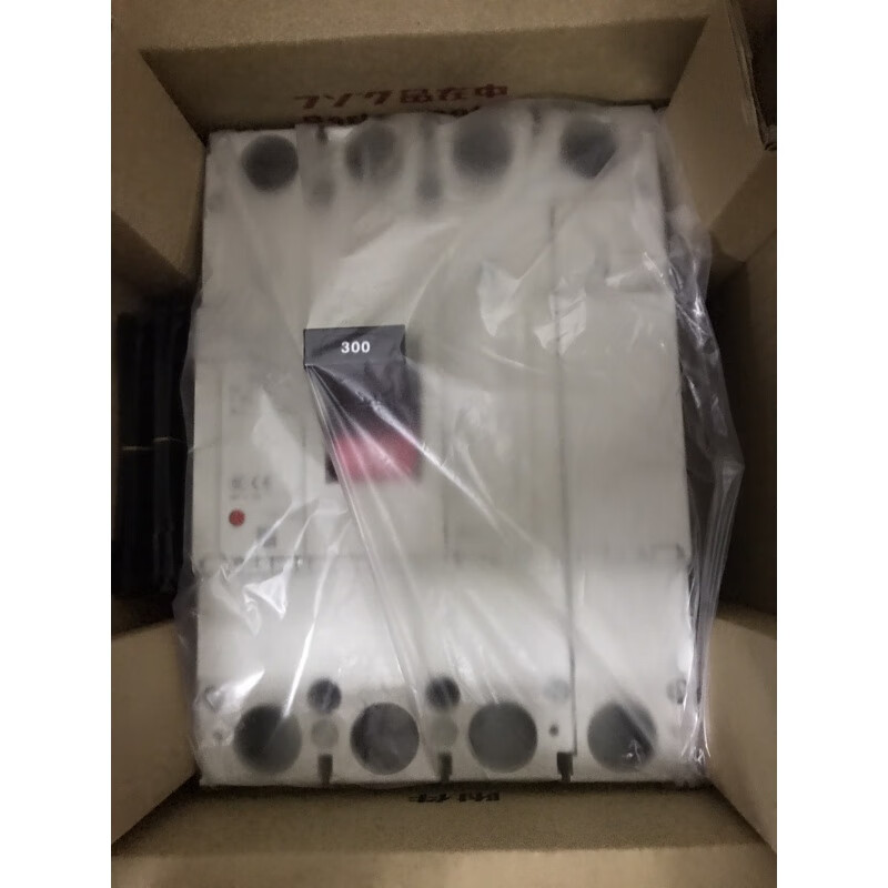 MCCB three-phase four-wire plastic case circuit breaker NF400CW SW Sp 3p4p ready for supply 350A 400A 4p