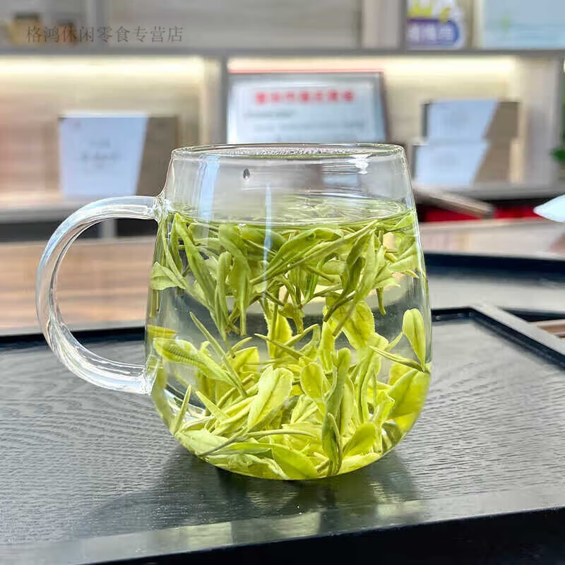 Shifangyi Classic Food Liangshan Ye 2024 New Tea Authentic Mingqian Anji White Tea Gift Box 125g 250kg One pound/Gift Box with Pull Ring Cup