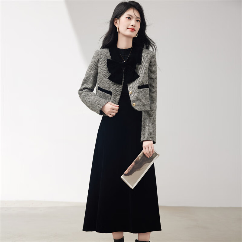 Xinfeiyu Xiaoxiangfeng velvet skirt wool short coat two-piece suit for women in autumn and winter, a complete set of high-end and foreign styles for ladies