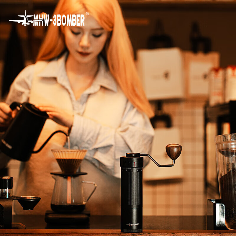 MHW-3BOMBER bomber hand grinder sharp blade R3 manual external coffee bean portable grinder coffee grinder grinds evenly sharp blade R3 grinder black