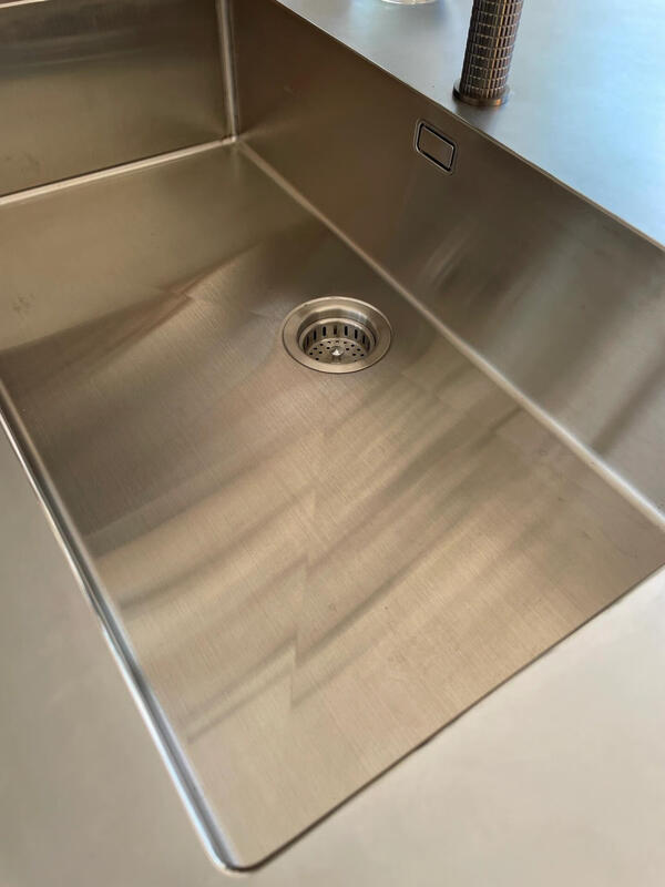 Huili Shanghai Zolali stainless steel cabinets villa high-end customized 304 stainless steel kitchen cabinets overall lower cabinet 1 meter