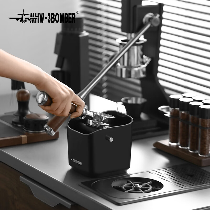 MHW-3BOMBER bomber coffee handle small dregs bucket, diagonal design coffee machine handle dregs bucket, desktop powder bucket, anti-powder splash, small square dregs bucket - dazzling black