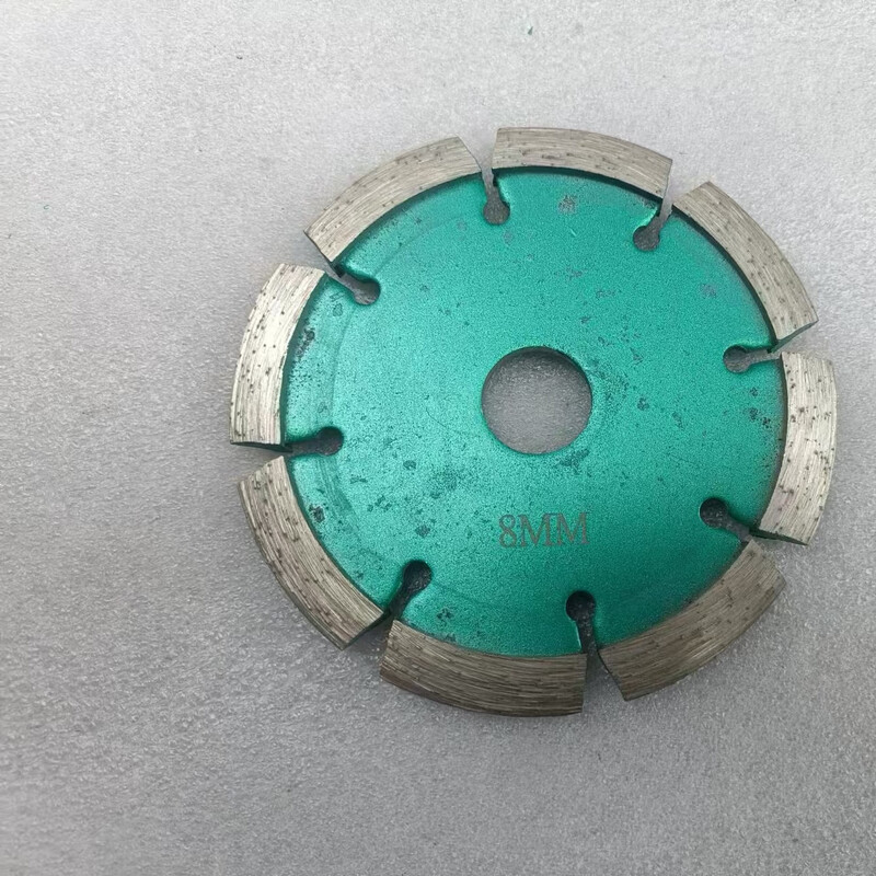 Wen Yijia customized V-shaped cutting blade thickened diamond saw blade stone concrete floor slotted shovel blade angle grinder bevel edge V-shaped 110mm (thickened 7mm) one piece