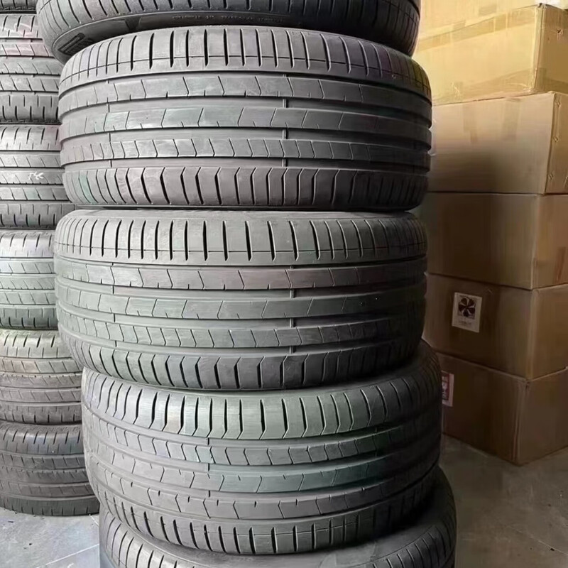 Michelin Tire 295/35R20 Car Service Agency Mercedes-Benz AMG GT4 Porsche 911 Panamera 295/35R20 Michelin