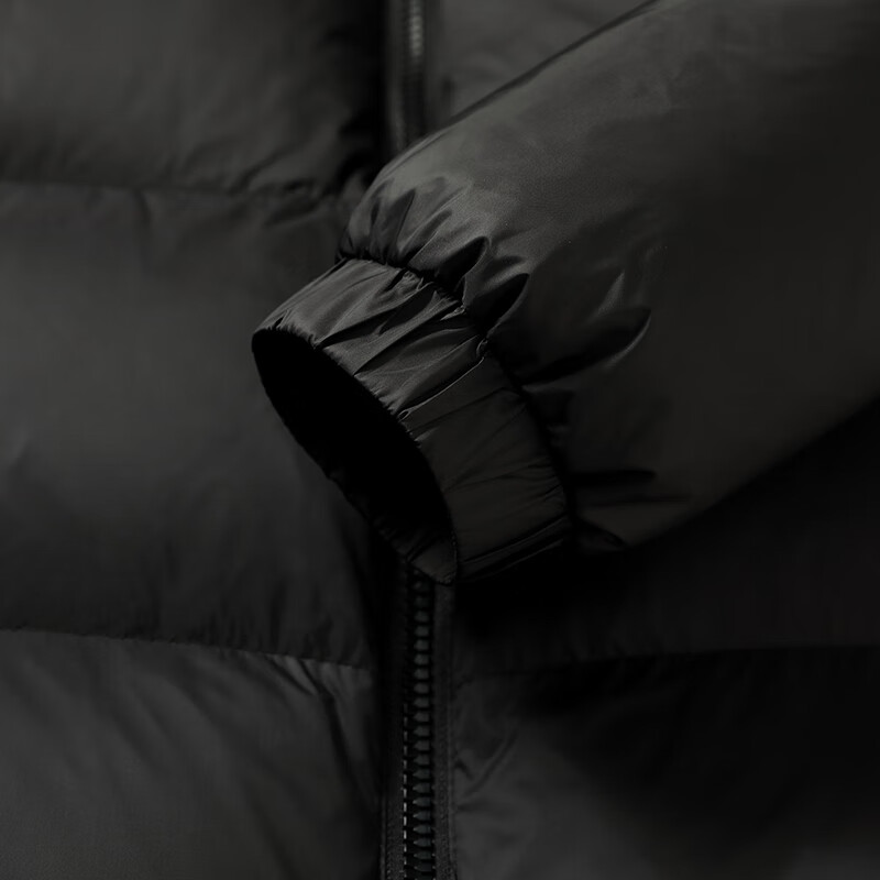 Snow Flying 25th Autumn and Winter New Down Jacket Men's and Women's Short Hooded Fashion Bread Jacket 90 Velvet Thickened Warm Jacket