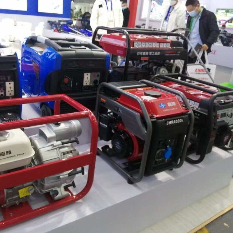 Jialing 10KW gasoline generator small 220 household 380 kW power three-phase 17Kw three-phase luxury model ten twin cylinder ten electric start