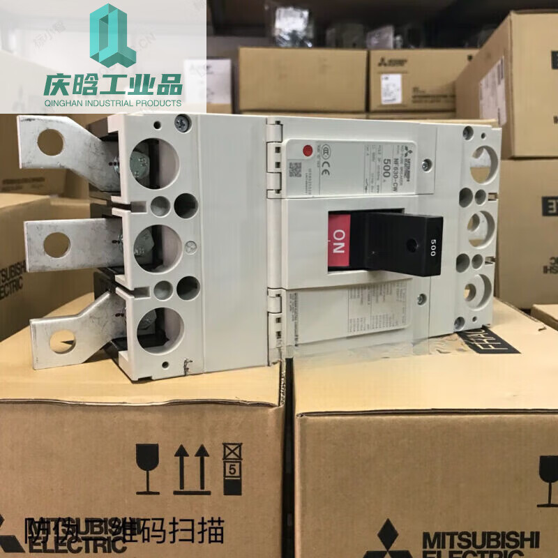 Mitsubishi official original Japanese plastic case circuit breaker NF630-CW air switch 3P 500A