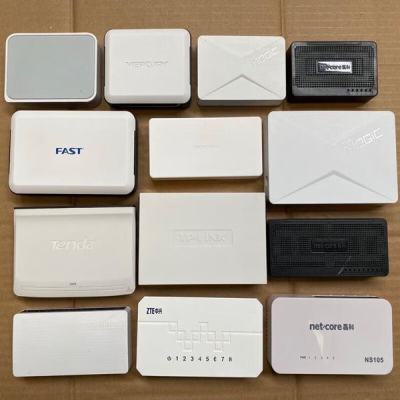 Leike second-hand Leike household 5-port 8-port 16-port network switch splitter plug-and-play 100M school dormitory monitoring second-hand Leike 5-port 100M new model + power supply second-hand