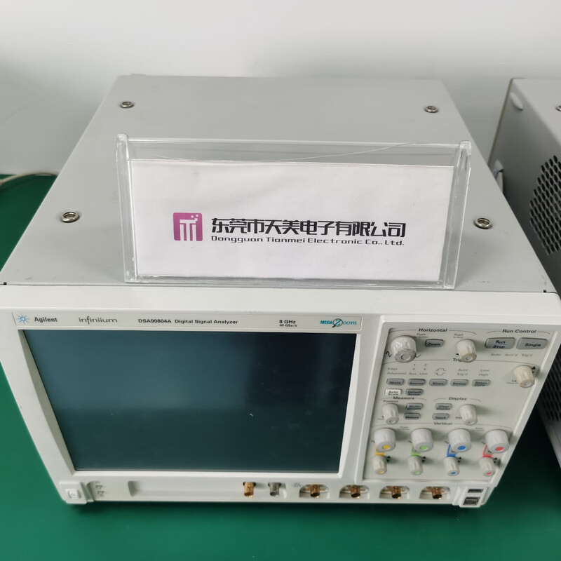 Keysight DSA90804A oscilloscope 8GHz bandwidth, 40GSa/S sampling rate