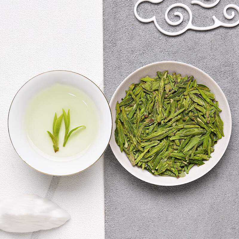 Gong brand 2025 new tea launched Authentic Mingqian AA grade West Lake Longjing tea 50g canned green tea