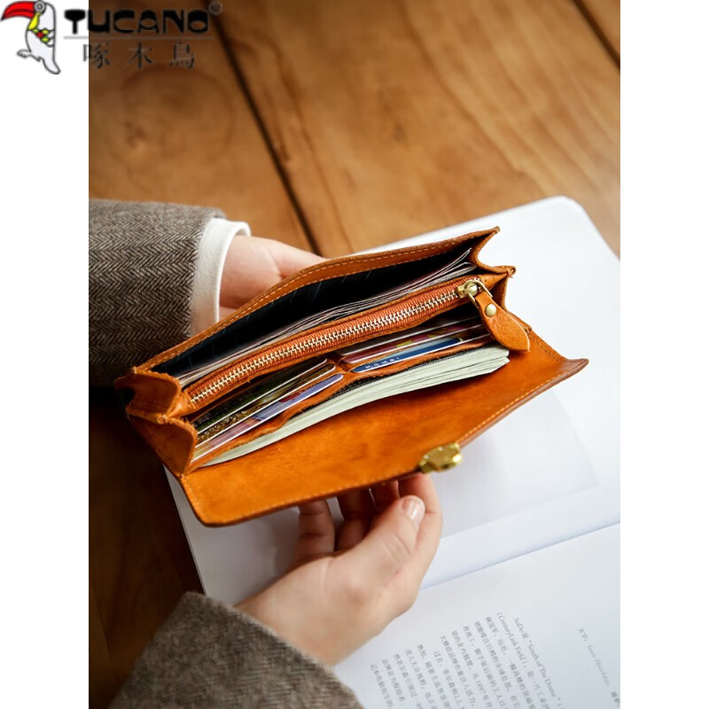 Woodpecker (TUCANO) Genuine Leather Retro Women's Long Wallet Top Layer Vegetable Tanned Cowhide Large Capacity Lock Handheld Horizontal Multi-Card Slot Wallet Dark Brown