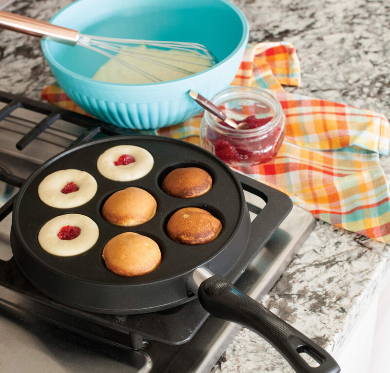 Nordic Ware Danish Waffle Skillet 7-hole cast aluminum nonstick pan Breakfast Lunch Dinner Multipurpose Made in the USA