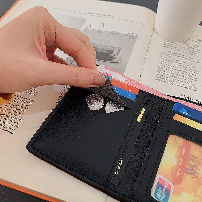 Kangaroo wallet women's short 2025 new Internet celebrity retro rhombus simple light luxury coin purse folding long wallet short black