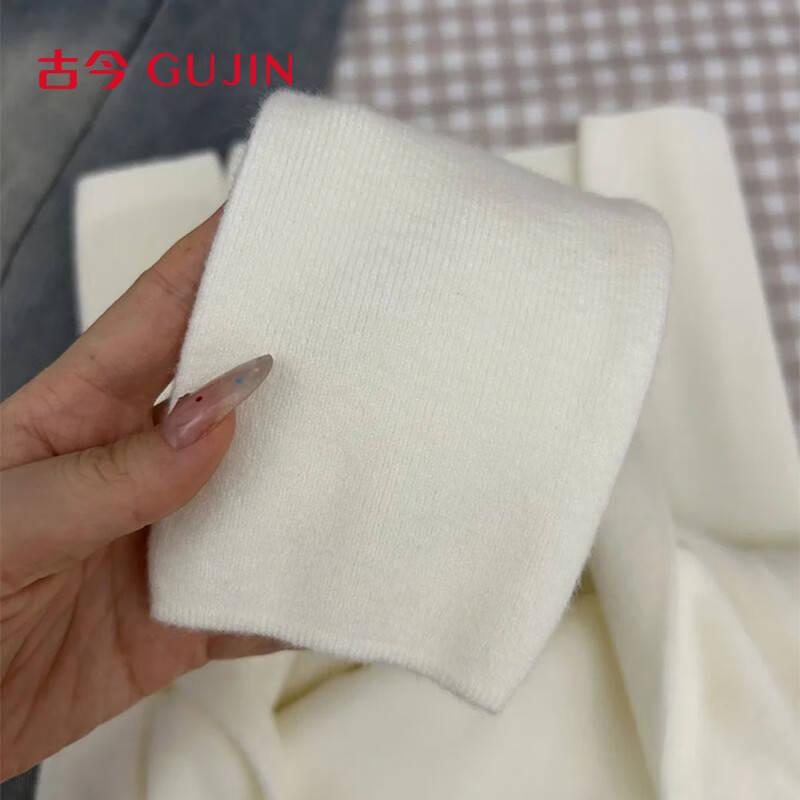 Gujin (GUJIN) small stand-up collar bottoming shirt for women autumn and winter warm top Mo sweater sweater versatile slim long-sleeved T-shirt milk white