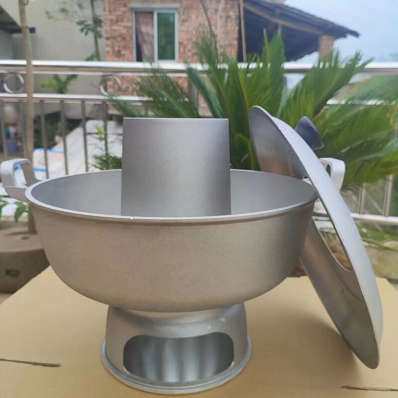 Gaoxian old-fashioned earthen hot pot, old Beijing mutton-shabu-shabu pot, extra thick aluminum alloy stove, Chinese-style household charcoal hot pot, thickened size, suitable for 5-7 people, 35cm