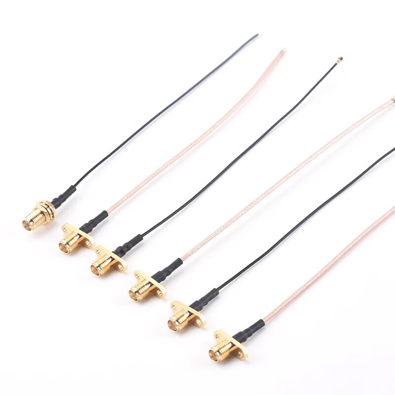 IPEX to SMA cable WIFI/3G/4G/GSM module RF extension antenna SMA to IPX adapter cable Welding head to SMA flange external screw 1.13 10cm No specifications