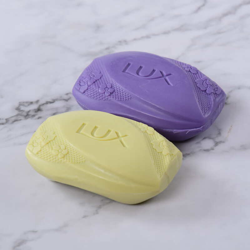 Lux Soap Silky Moisturizing + Lotus Charming Skin 105g*3 pieces+105g*2